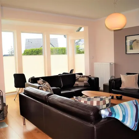 Holiday home Modernes, Grosszuegiges - Naturstrand, Grosser Garten, Ruhe