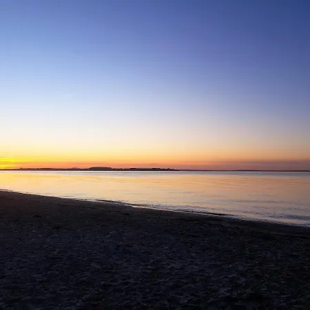 Modernes, Grosszuegiges - Naturstrand, Grosser Garten, Ruhe * Hof Barendorf